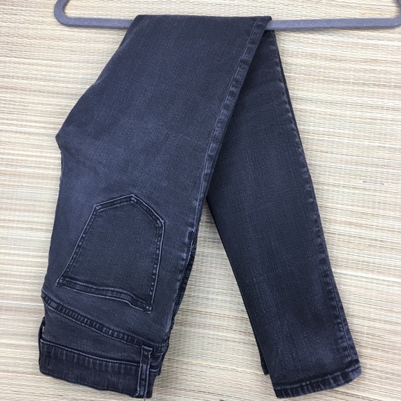 MADEWELL 9” High Rise Skinny Skinny Jeans - Picture 3 of 9